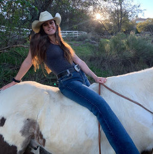 Meet your Posher, Morgan